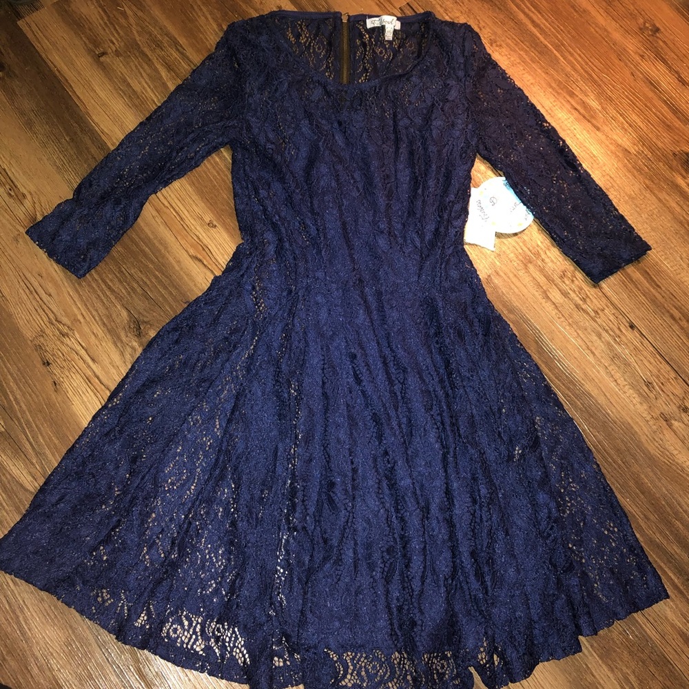 Lace dress